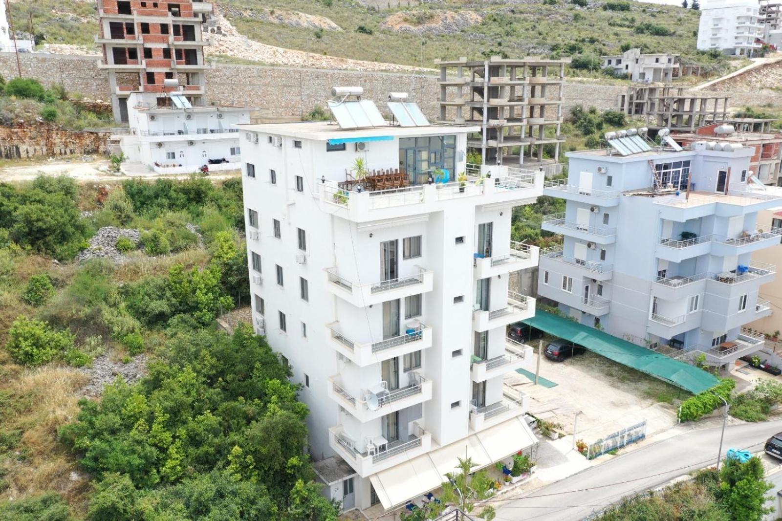 The First Hotel Saranda Экстерьер фото